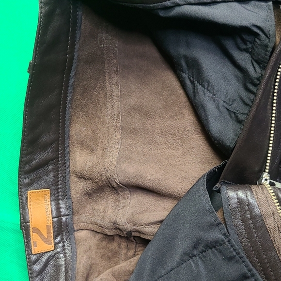 Ladies Leather Pants - Picture 4 of 12